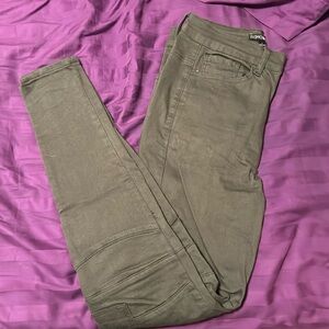 Fashion nova olive skinny jeans